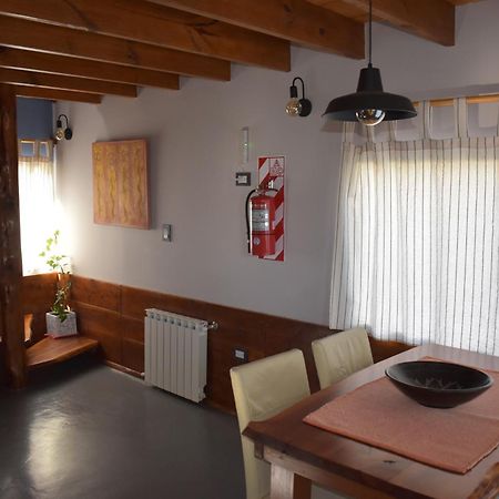 Cabana La Marilena, Para 2 Huespedes Con Desayuno El Calafate Eksteriør bilde