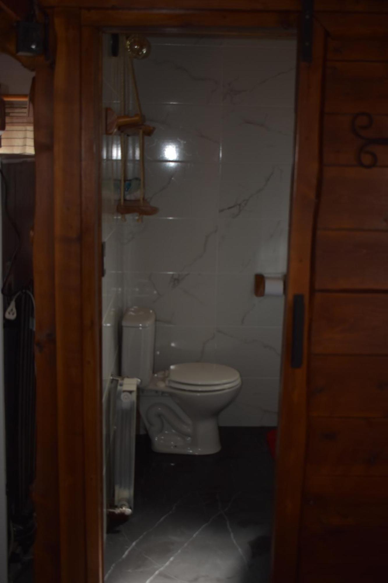 Cabana La Marilena, Para 2 Huespedes Con Desayuno El Calafate Eksteriør bilde